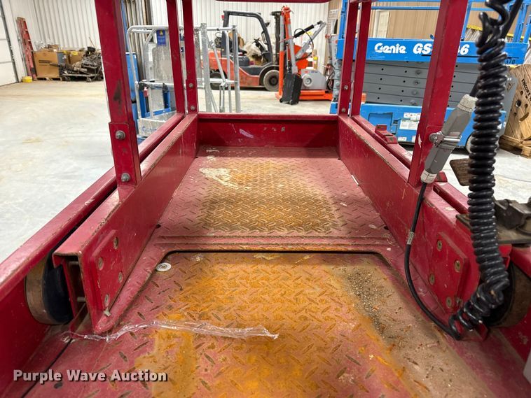 image for item DQ7741 Mec Micro 19 scissor lift