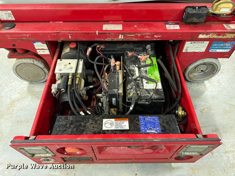 image for item DQ7741 Mec Micro 19 scissor lift