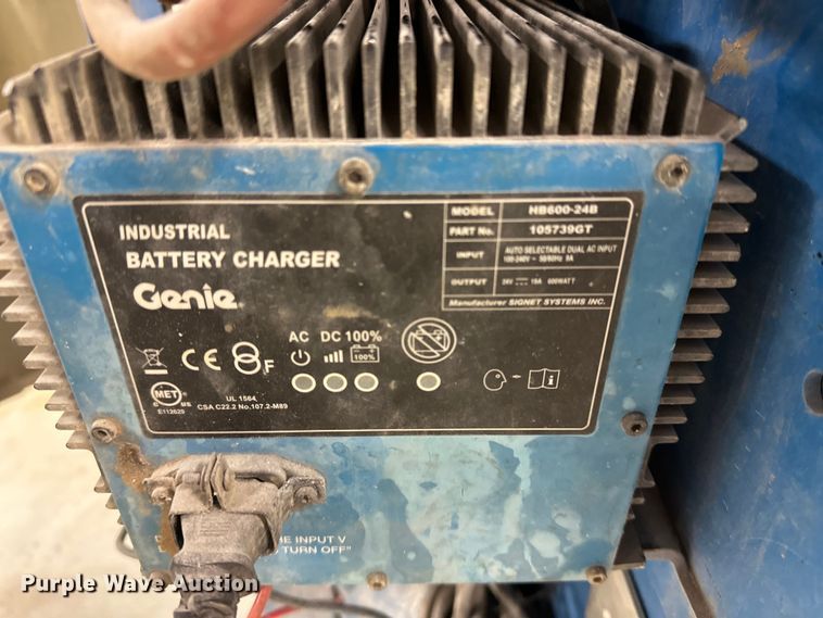 image for item DQ7751 2012 Genie GR-20 vertical lift