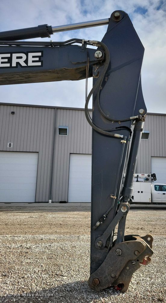 image for item DR3989 2017 John Deere 350G LC excavator