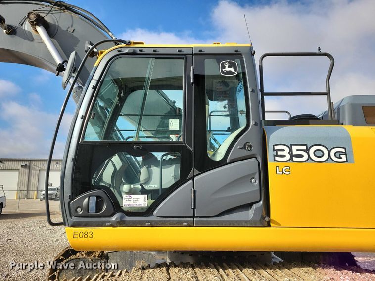 image for item DR3989 2017 John Deere 350G LC excavator
