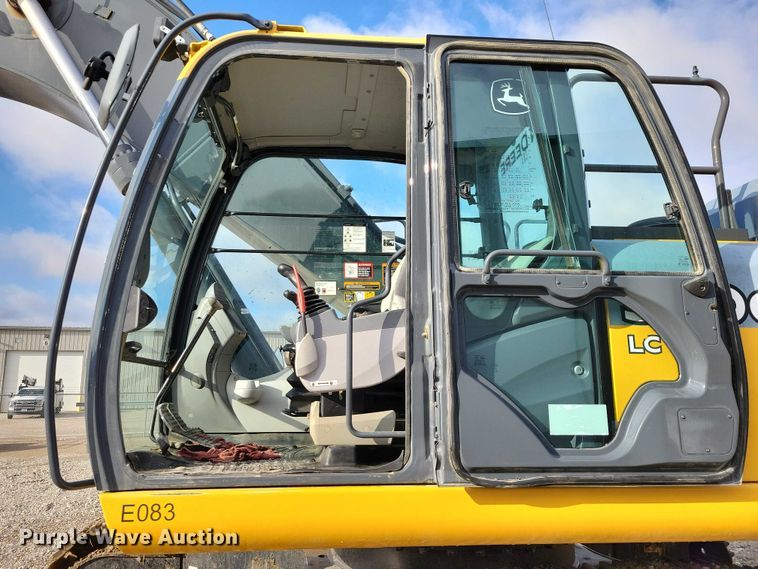 image for item DR3989 2017 John Deere 350G LC excavator