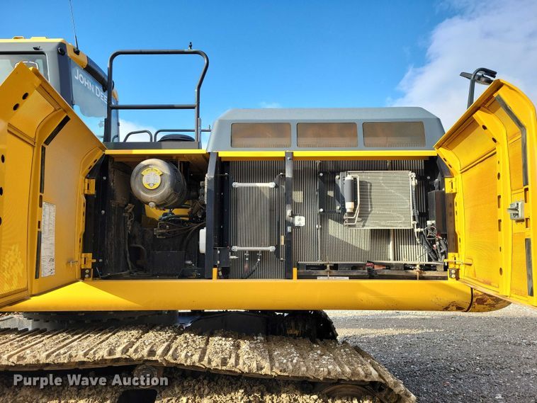 image for item DR3989 2017 John Deere 350G LC excavator