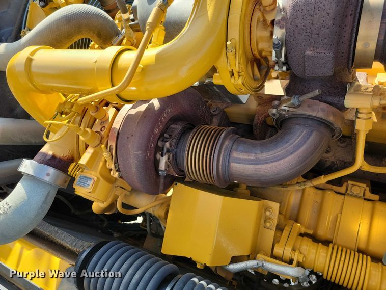 image for item DR3989 2017 John Deere 350G LC excavator