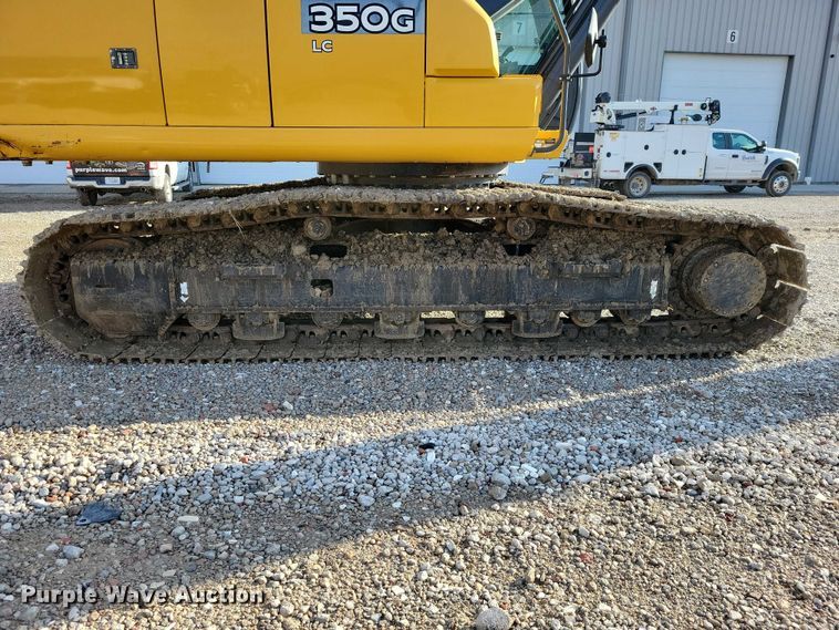 image for item DR3989 2017 John Deere 350G LC excavator