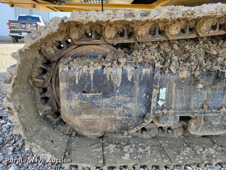 image for item DR3989 2017 John Deere 350G LC excavator
