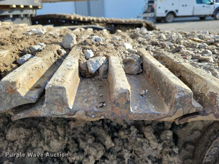 image for item DR3989 2017 John Deere 350G LC excavator