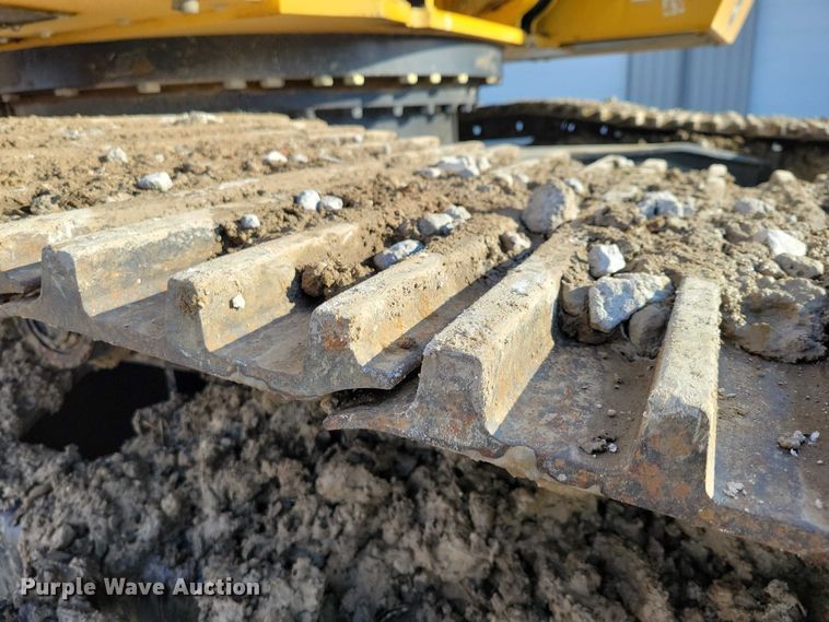 image for item DR3989 2017 John Deere 350G LC excavator