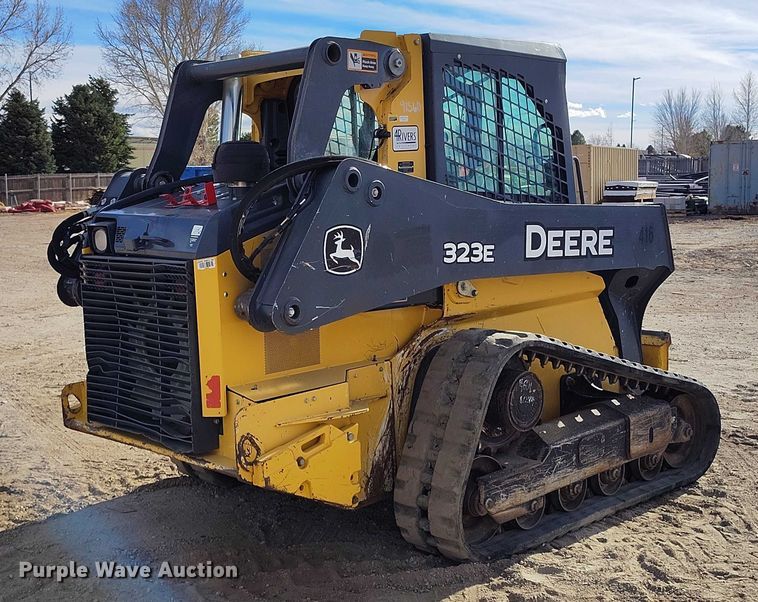 MINI CARGADOR SOBRE ORUGAS 2017 JOHN DEERE 323E