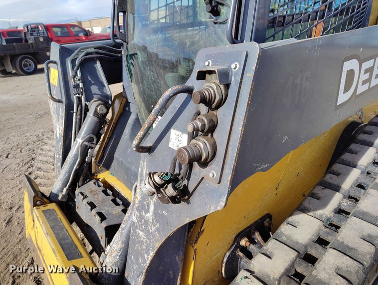 image for item DT0776 2017 John Deere 323E tracked skid steer loader