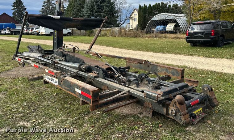 image for item DT6412 Marrel Ampliroll hook lift bed