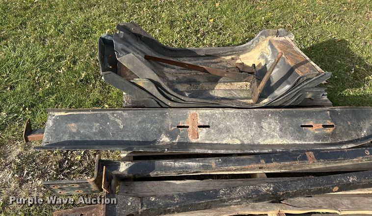 image for item DT6412 Marrel Ampliroll hook lift bed