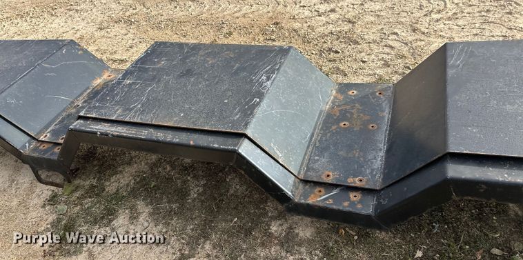 image for item DT6413 2007 Galbreath U5-HK-176 hook lift bed