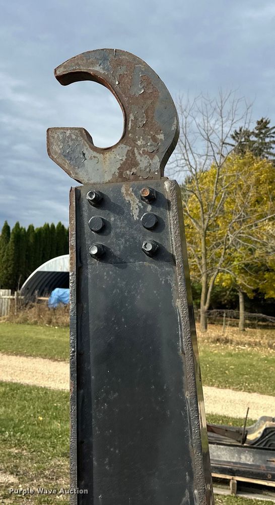 image for item DT6413 2007 Galbreath U5-HK-176 hook lift bed