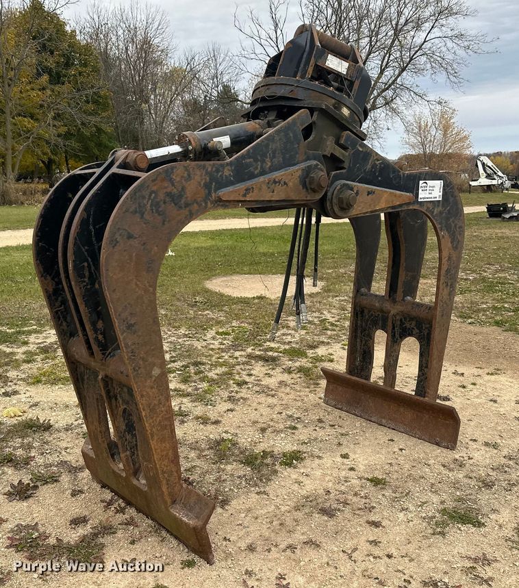 image for item DT6419 Builtrite 18202175 grapple bucket