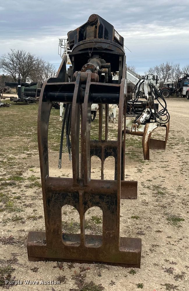 image for item DT6419 Builtrite 18202175 grapple bucket