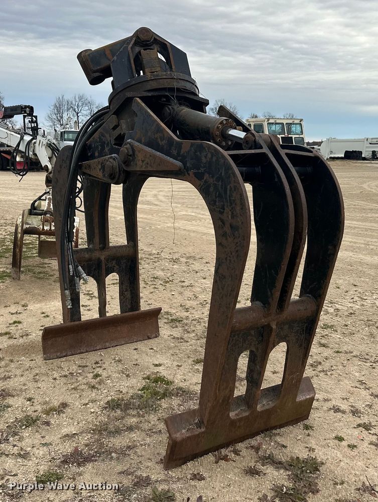 image for item DT6419 Builtrite 18202175 grapple bucket