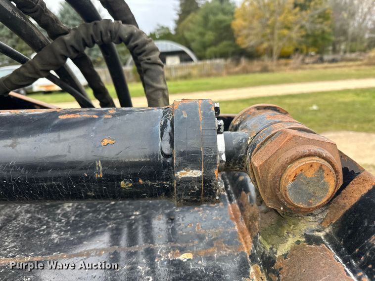 image for item DT6419 Builtrite 18202175 grapple bucket