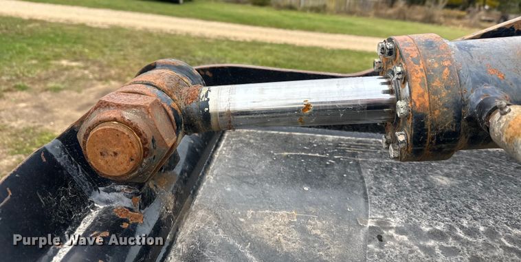 image for item DT6419 Builtrite 18202175 grapple bucket