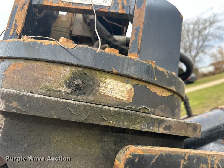 image for item DT6419 Builtrite 18202175 grapple bucket