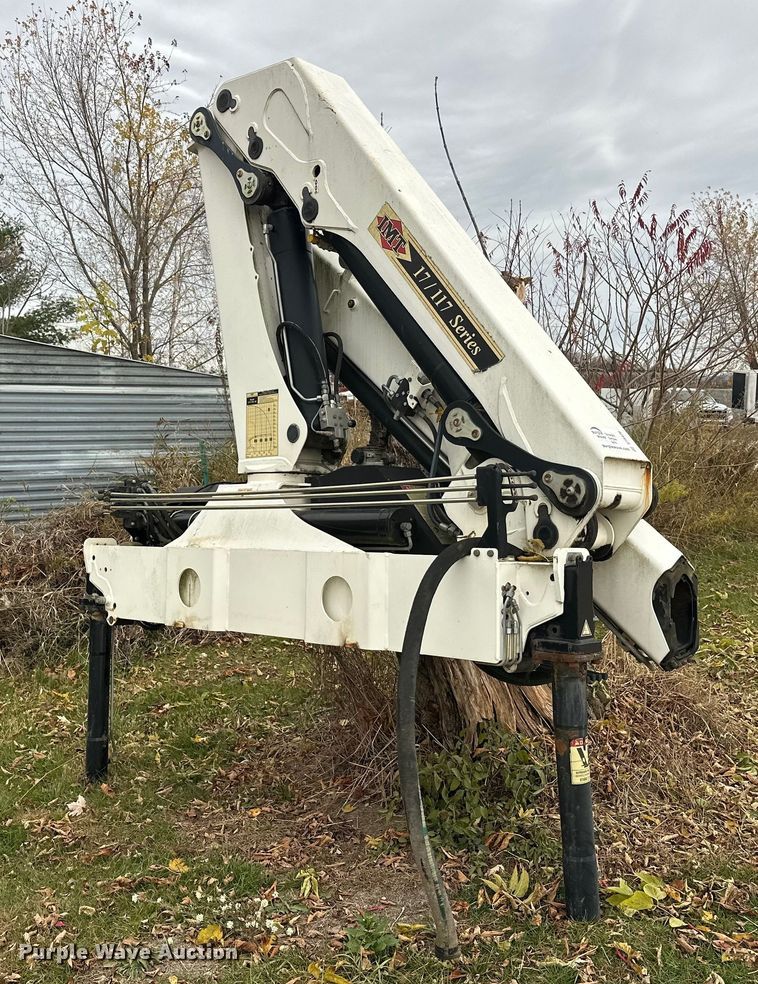 image for item DT6420 2011 IMT 17-117DL K2 knuckle boom crane