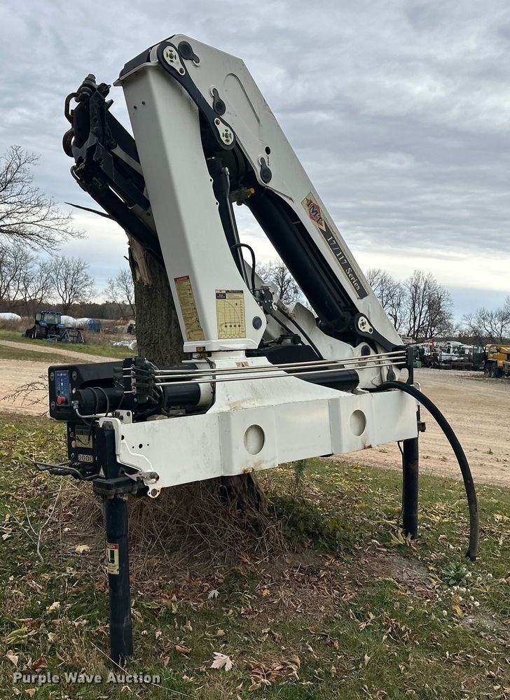 image for item DT6420 2011 IMT 17-117DL K2 knuckle boom crane