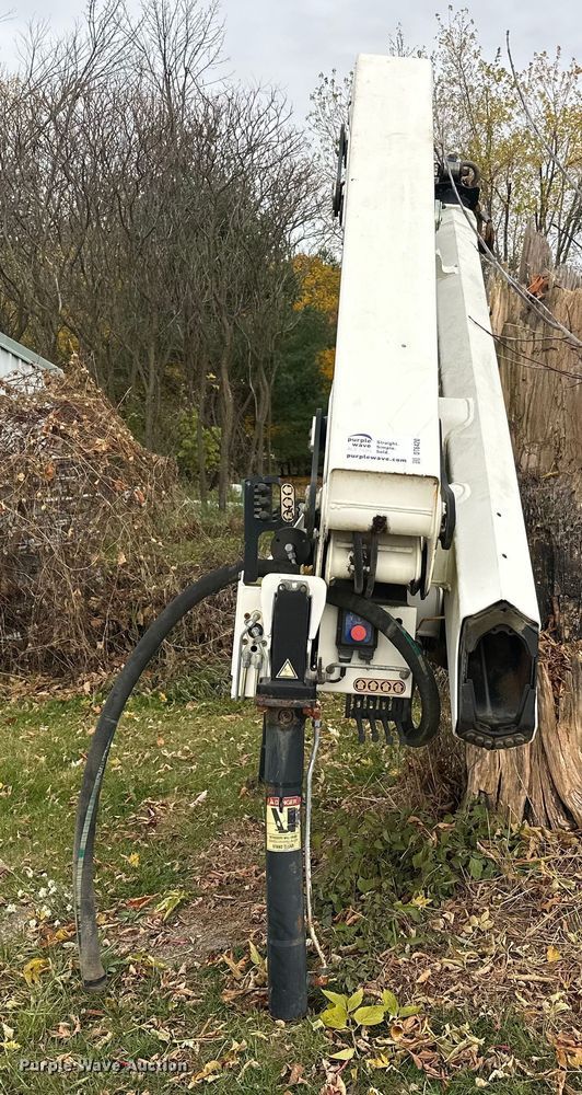 image for item DT6420 2011 IMT 17-117DL K2 knuckle boom crane