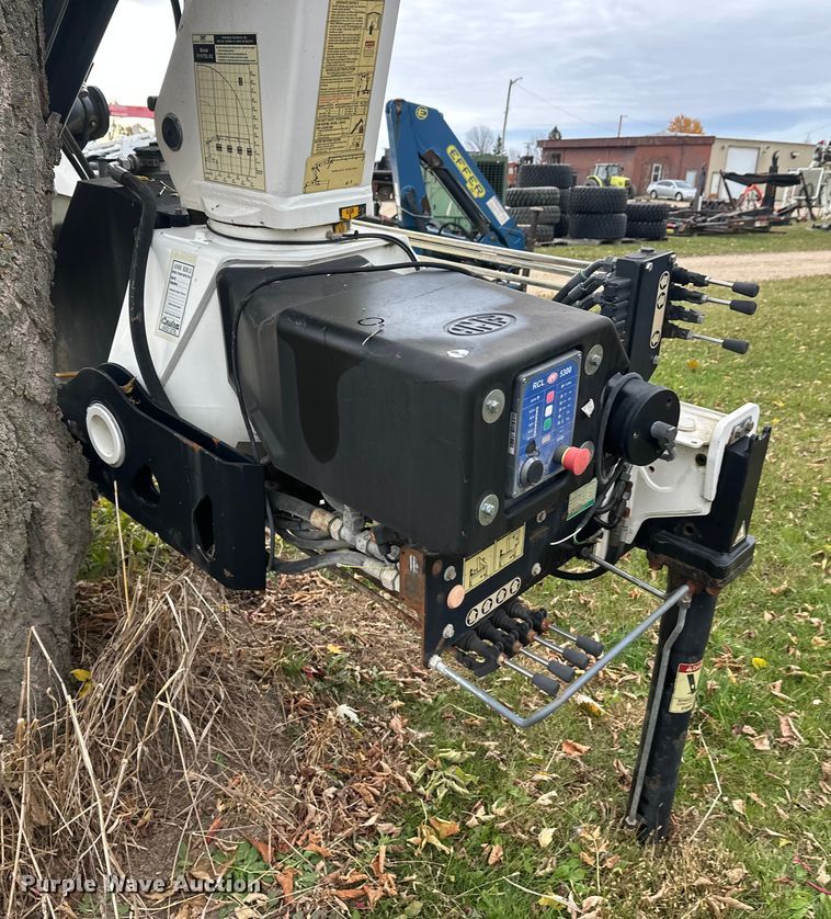 image for item DT6420 2011 IMT 17-117DL K2 knuckle boom crane