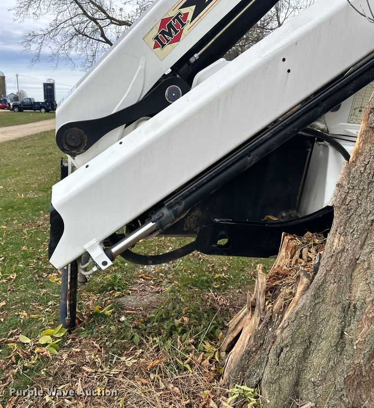 image for item DT6420 2011 IMT 17-117DL K2 knuckle boom crane