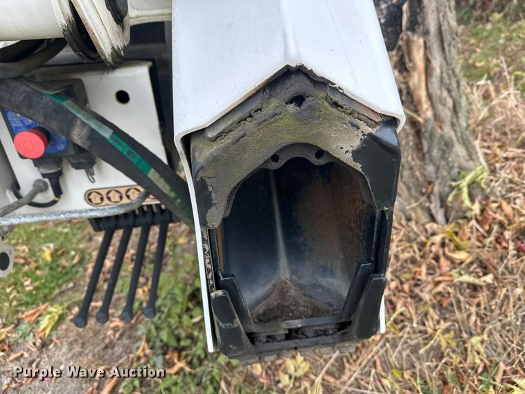 image for item DT6420 2011 IMT 17-117DL K2 knuckle boom crane