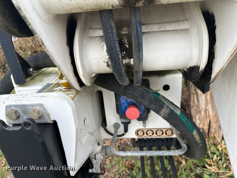 image for item DT6420 2011 IMT 17-117DL K2 knuckle boom crane