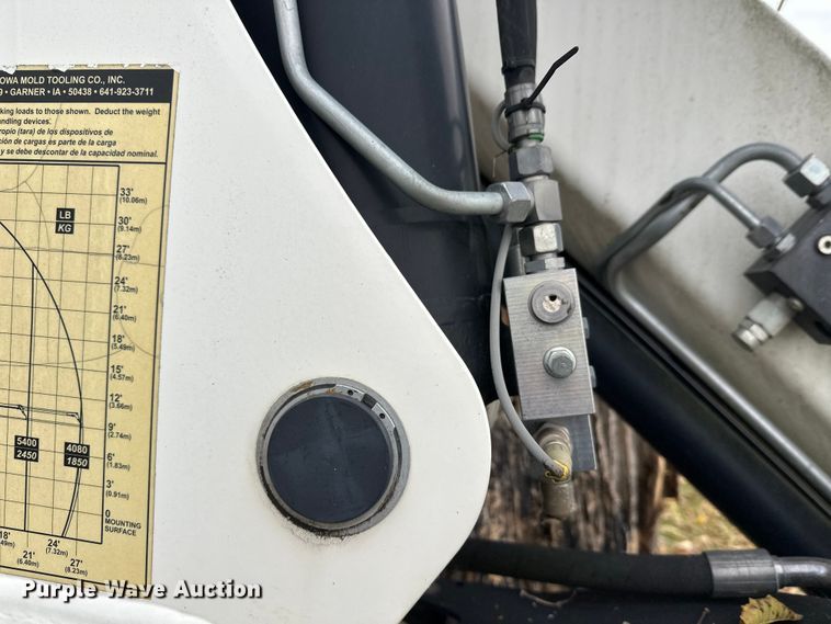 image for item DT6420 2011 IMT 17-117DL K2 knuckle boom crane