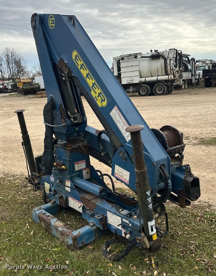 image for item DT6421 2007 Effer 95-3S knuckle boom crane