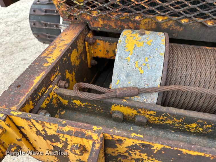 image for item DT6423 Terra Flex TF110 track carrier with bucket lift