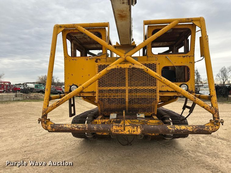 image for item DT6423 Terra Flex TF110 track carrier with bucket lift