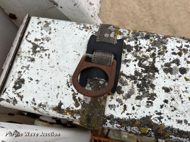 image for item DT6423 Terra Flex TF110 track carrier with bucket lift