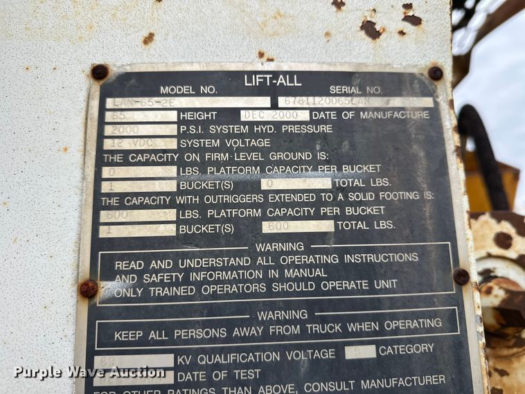 image for item DT6423 Terra Flex TF110 track carrier with bucket lift