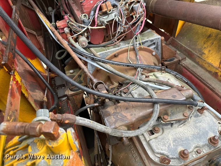 image for item DT6423 Terra Flex TF110 track carrier with bucket lift