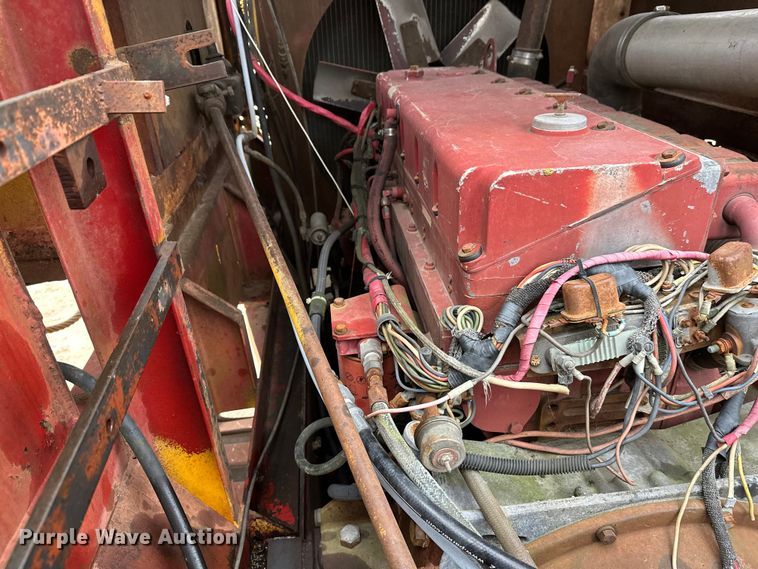 image for item DT6423 Terra Flex TF110 track carrier with bucket lift