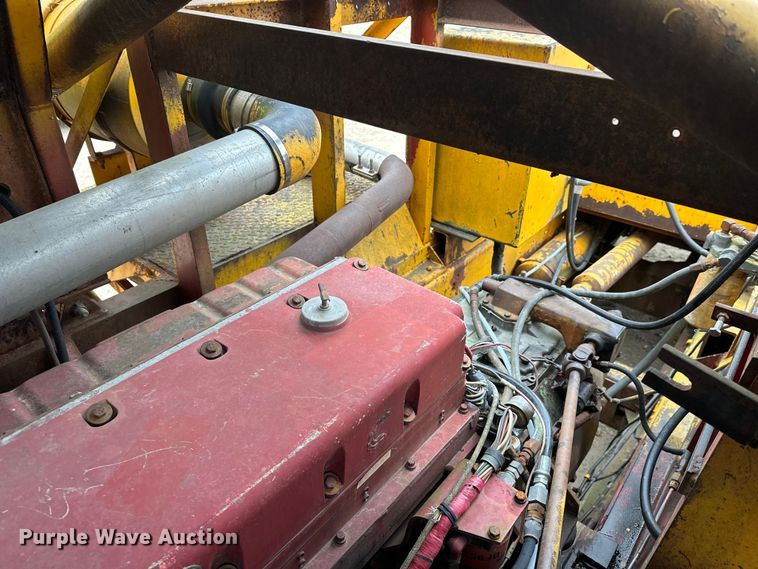 image for item DT6423 Terra Flex TF110 track carrier with bucket lift