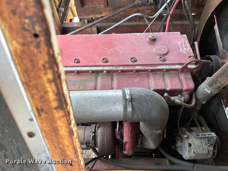 image for item DT6423 Terra Flex TF110 track carrier with bucket lift