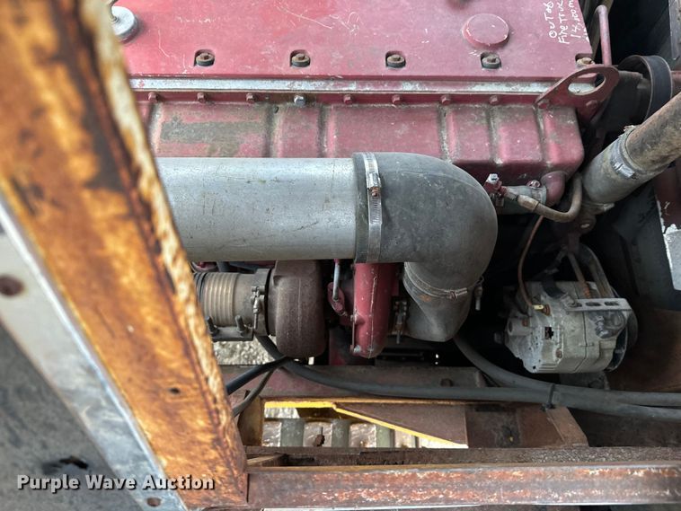 image for item DT6423 Terra Flex TF110 track carrier with bucket lift