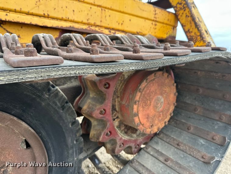 image for item DT6423 Terra Flex TF110 track carrier with bucket lift