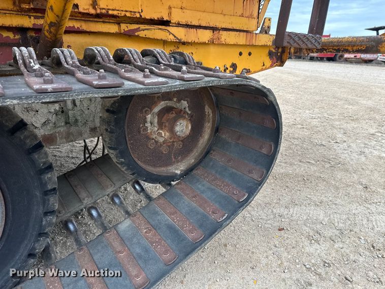 image for item DT6423 Terra Flex TF110 track carrier with bucket lift