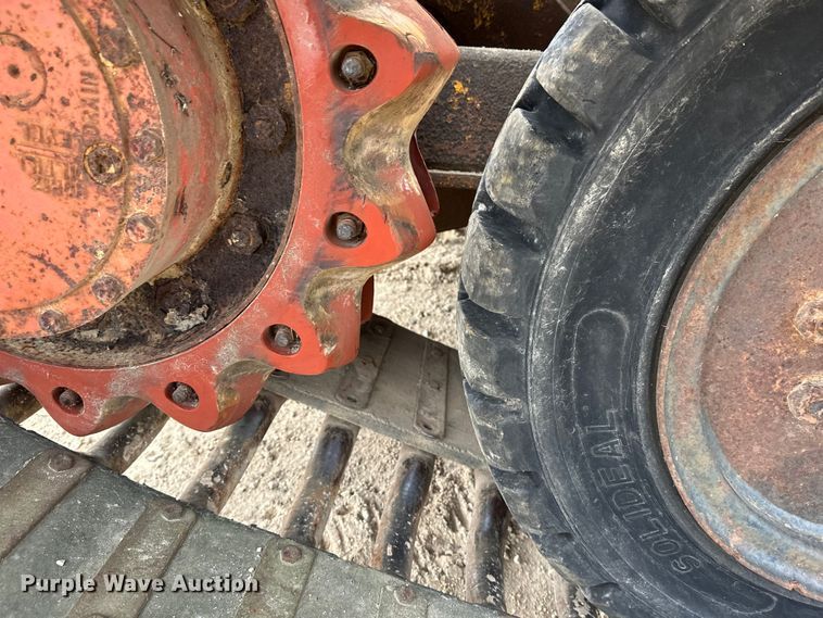 image for item DT6423 Terra Flex TF110 track carrier with bucket lift