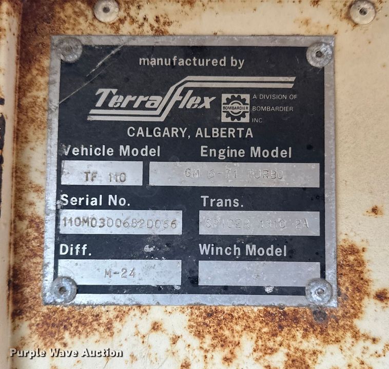 image for item DT6423 Terra Flex TF110 track carrier with bucket lift