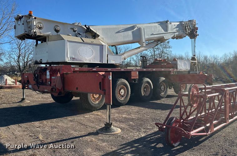 image for item DT6428 1990 Mannesmann Demag Baumaschinen AC335 crane