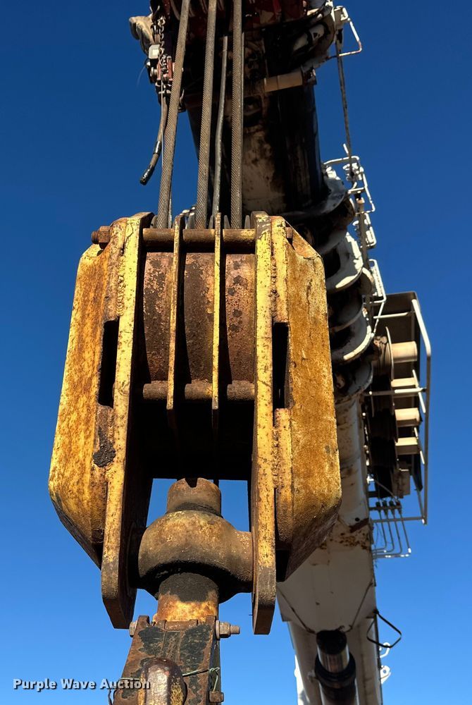 image for item DT6428 1990 Mannesmann Demag Baumaschinen AC335 crane