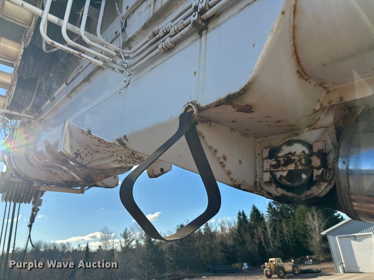 image for item DT6428 1990 Mannesmann Demag Baumaschinen AC335 crane