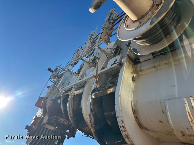 image for item DT6428 1990 Mannesmann Demag Baumaschinen AC335 crane